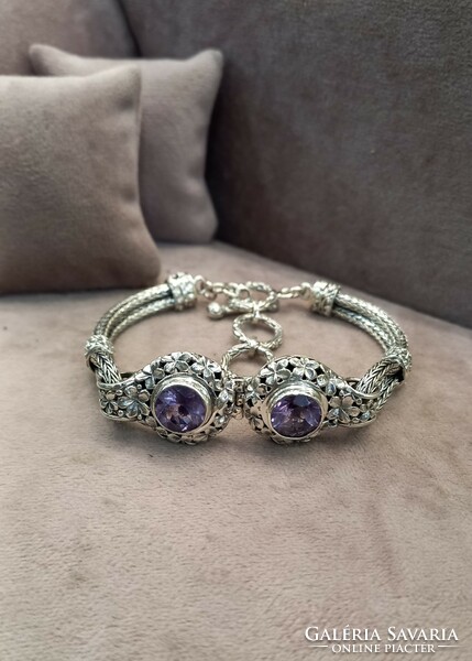 Indonesian silver bracelet with amethysts