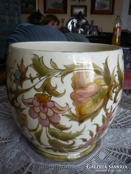 Antique Zsolnay large pot 2403 26