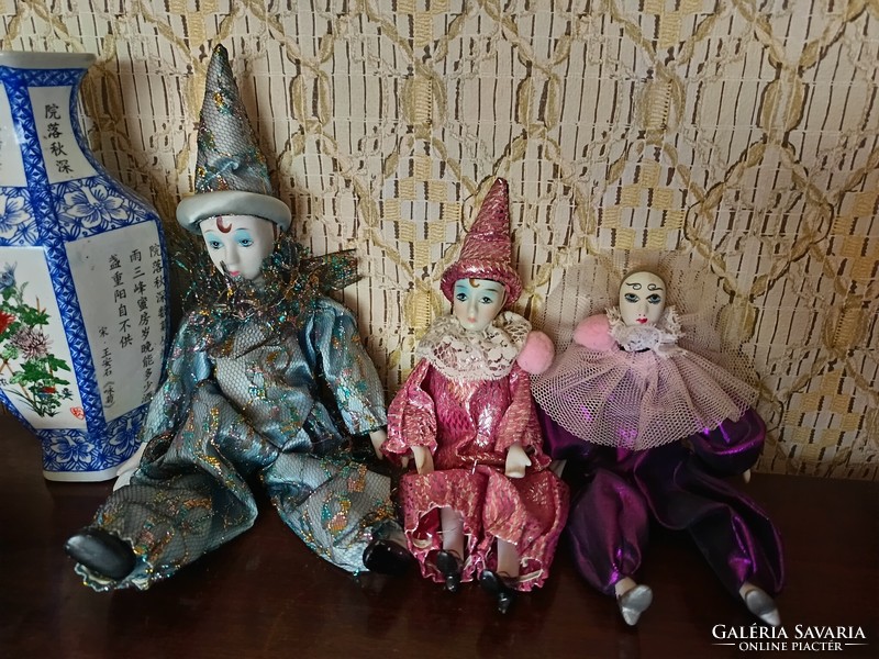 Carnival porcelain dolls 3 together