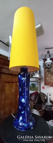 Beautiful lamp with a cobalt blue porcelain body.