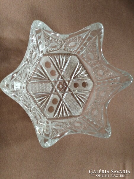 Star (crown) shaped lead crystal bowl