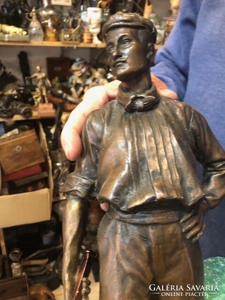 Art deco bronze statue, bust, 44 cm high.