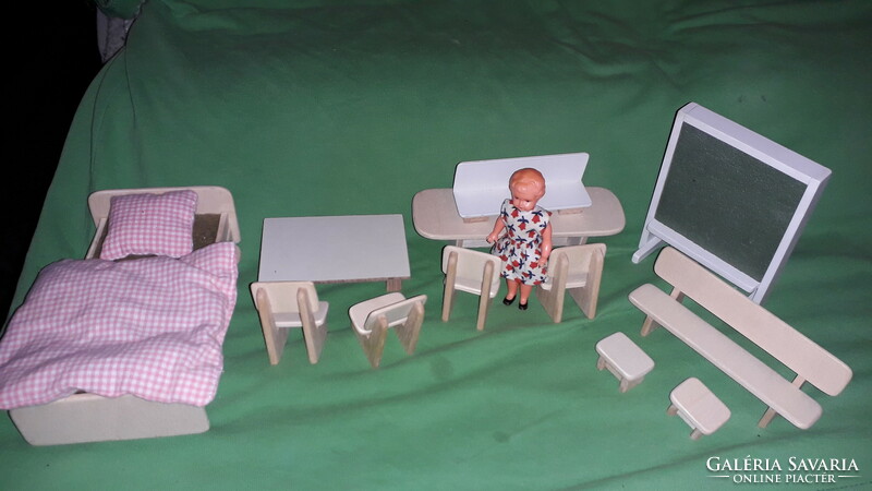 Old toy wooden baby room furniture approx. For babies 9-12 cm only in one according to the pictures