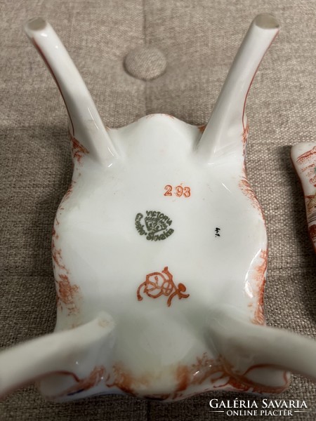 Czech Viktoria Bavarian porcelain bonbonier with Japanese motif legs a74