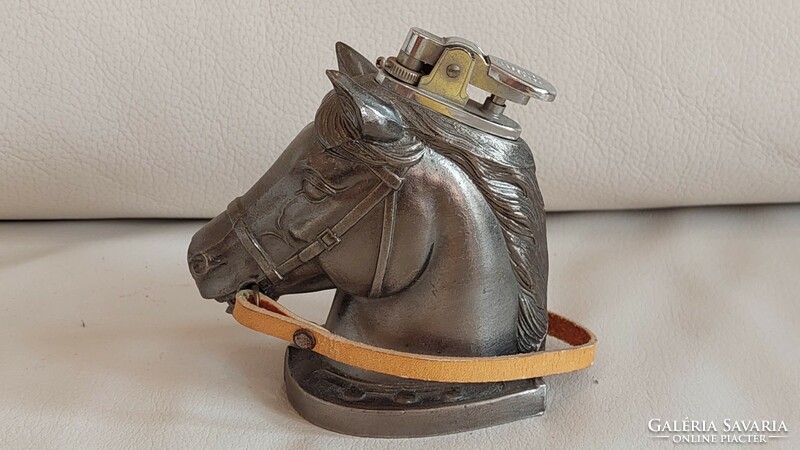 Horse table lighter