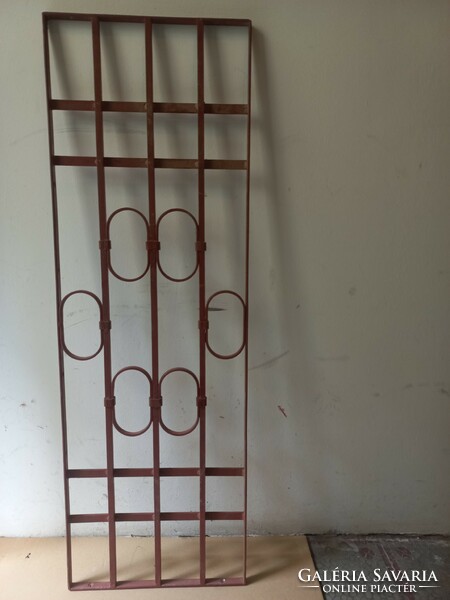 Iron / wrought iron? Window grill in pairs