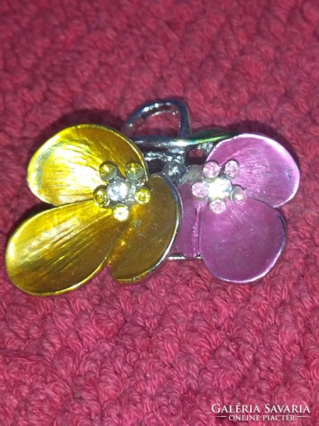 1 piece of old brooch pin jewelry from the 1960s with beautiful flower stones