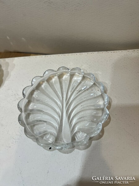 Lead crystal ashtray, size 12 cm. 4552