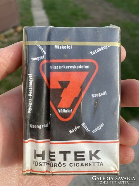 Hetek cigaretta bontatlan retro szocialista antik