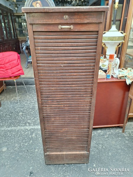 Filing cabinet with shutters