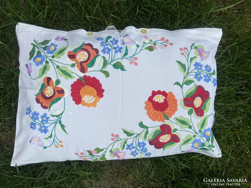 Kalocsa pattern pillow cover