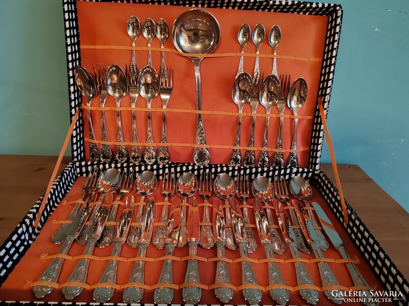 Silver-plated 12-piece cutlery set arg 800 italy.