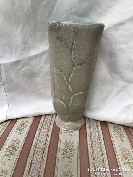 Gorka Géza mázas  szögletes zöld ágas váza