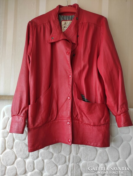 Original English debon sheepskin lipstick red retro women's leather jacket in good condition size 38