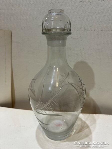 Dekanter, kiöntő üvegből, régi, vastagfalú, 25 x 13 cm-es. 4531