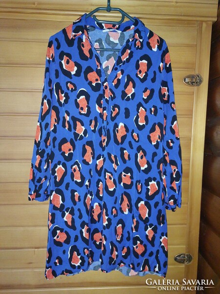 Tu m/l patterned tunic, shirt dress. Chest: 50cm.