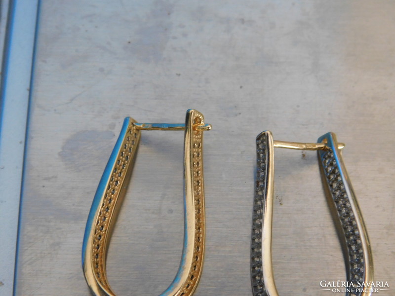 Gold 14k pair of earrings 4.4 Gr