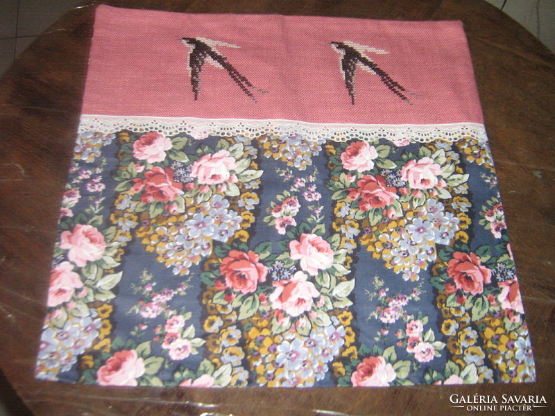 Beautiful vintage pink throw pillow cover with embroidered swallow insert