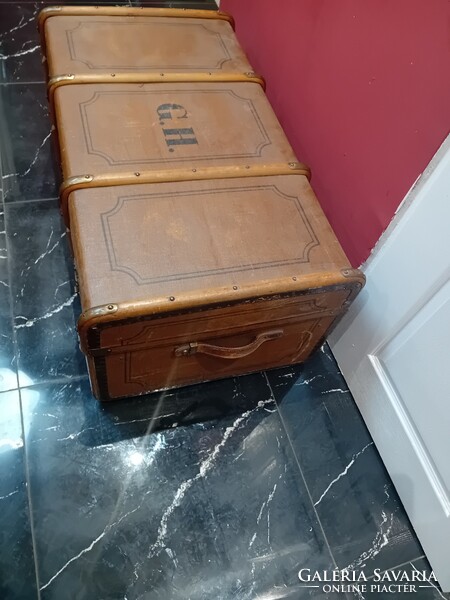 Antik nagy utazó bőrönd - hajó koffer