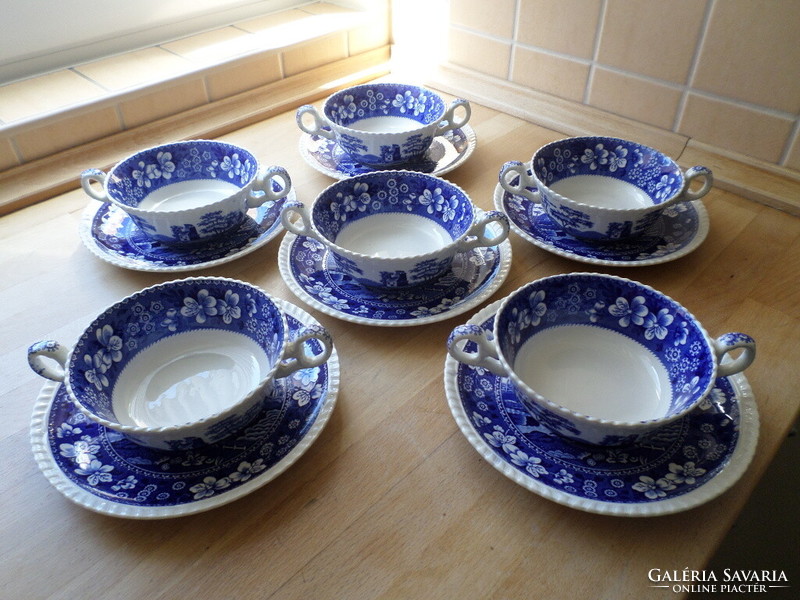 Set of 6 English Copeland Spode porcelain soup cups