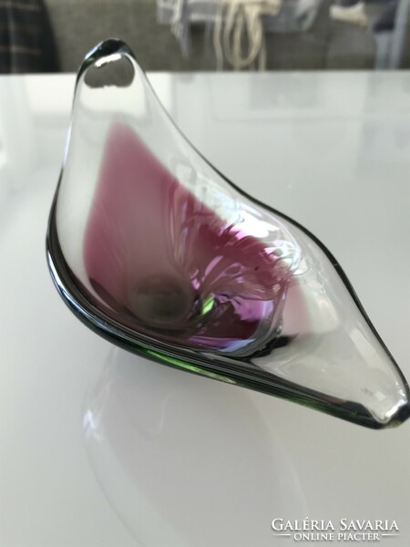 Czech glass serving bowl, designed by Josef Hospodka, 22 cm long, 13 cm high