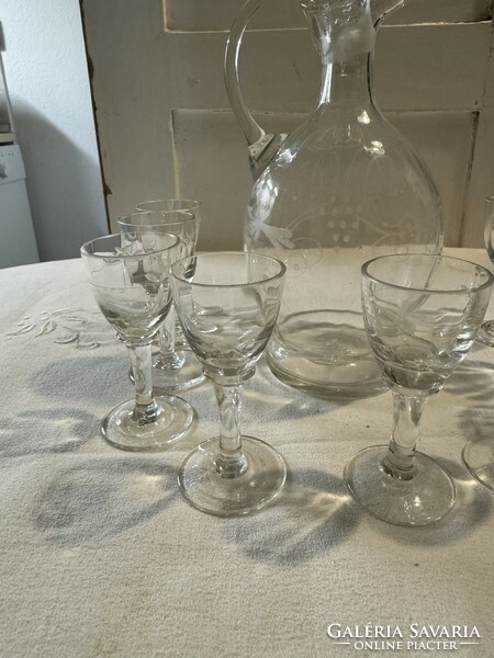 Glass schnapps set