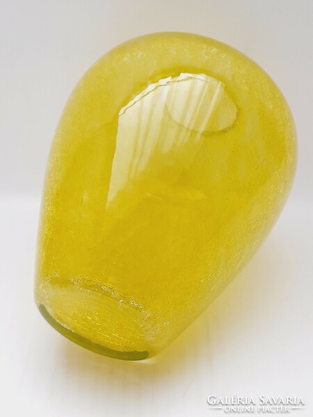 Karcagi sárga színű fátyolüveg váza - 17 cm