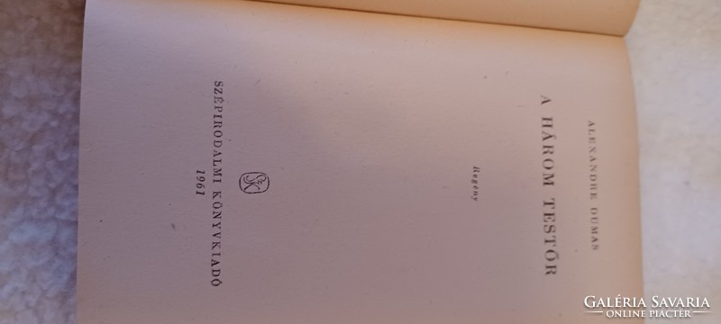 Alexander Dumas  4 db könyve