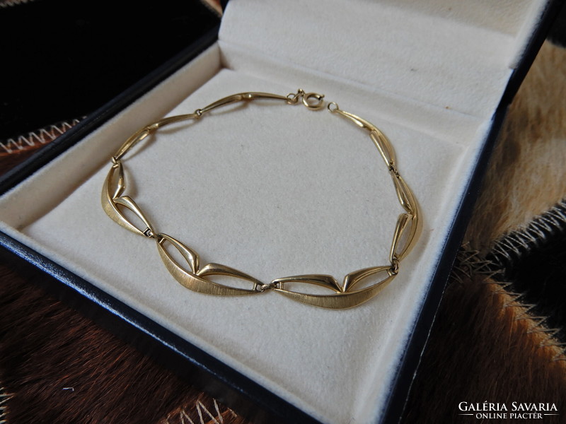 Old kollmar & jourdan pforzheim 8 carat gold bracelet