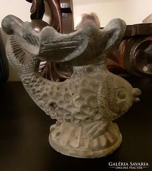 Heavy metal fish sculpture ornament