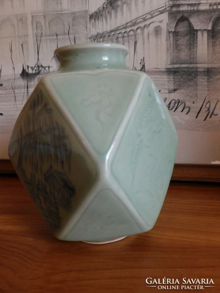 Celadon glazed polygonal vase with hand-painted and scratched motifs