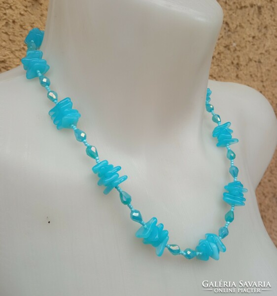 Fashion necklace - light blue with pearls