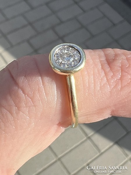 14K gold ring - with diamonds