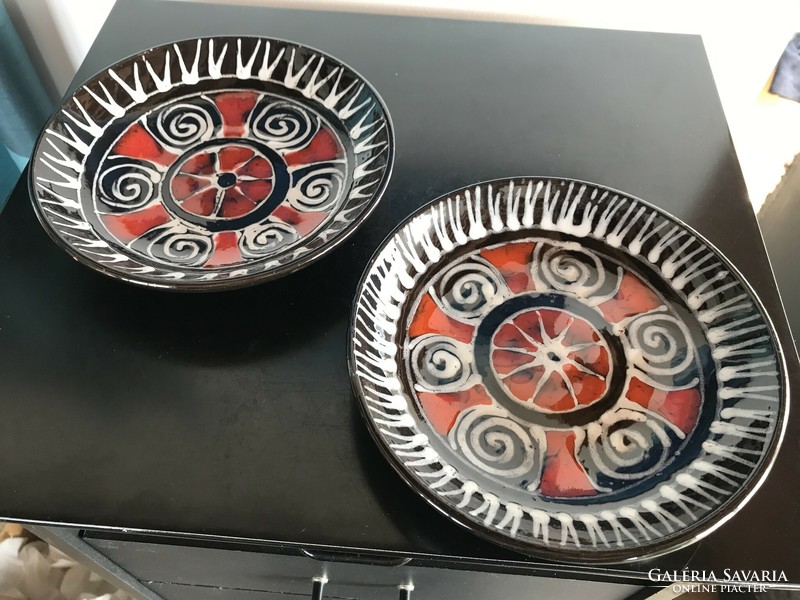 2 pieces of industrial art, marked ceramic wall bowl with Lívia Gorka mark - art ceramic bowl by Lívia Gorka (76)