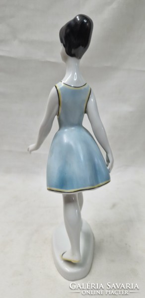 Hollóházi porcelán kék ruhás sétáló lány hibátlan állapotban 24,5 cm