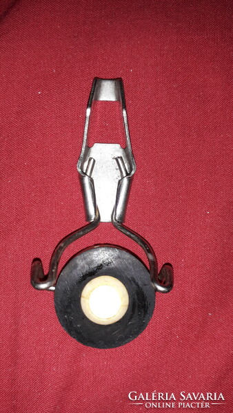 Retro buckled metal-plastic glass-bottle stopper, good condition, according to the pictures