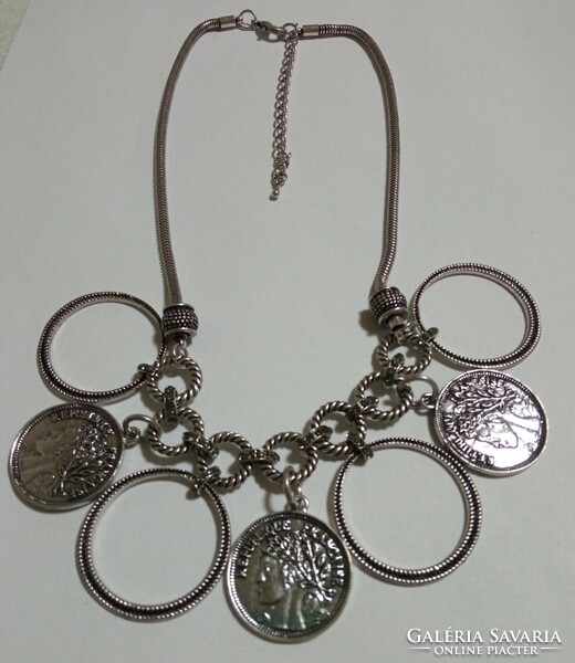 Retro fashion necklace - silver color with special metal pendants