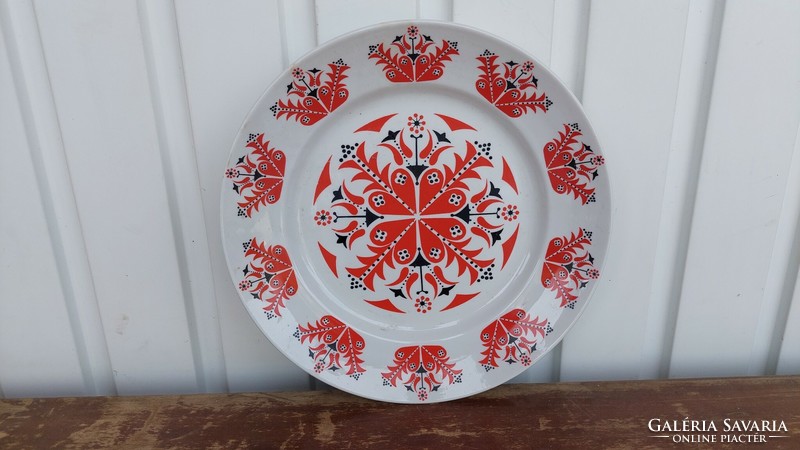 Hollóház porcelain wall plate