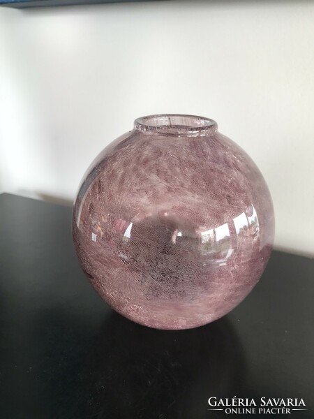 Csodás rózsaszínű, gömb, fátyolüveg kis váza (73)