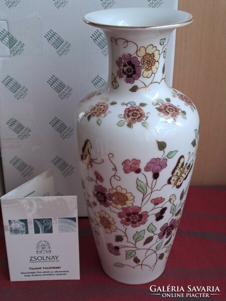 New, never used Zsolnay butterfly / butterfly pattern vase 27 cm.!
