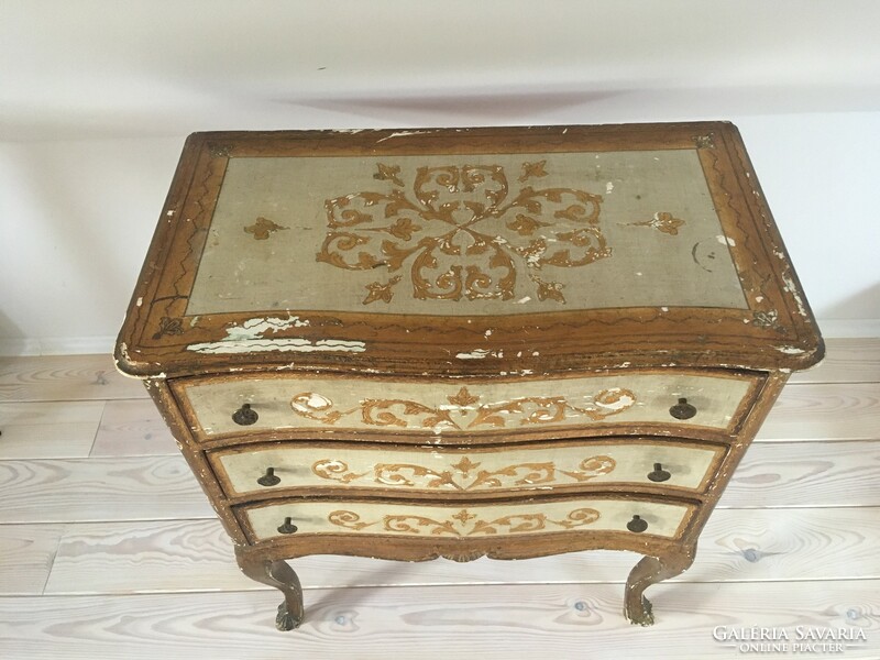 Baroque-style chest of drawers/cabinet