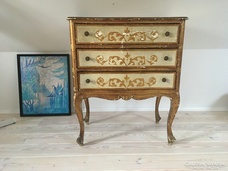 Baroque-style chest of drawers/cabinet