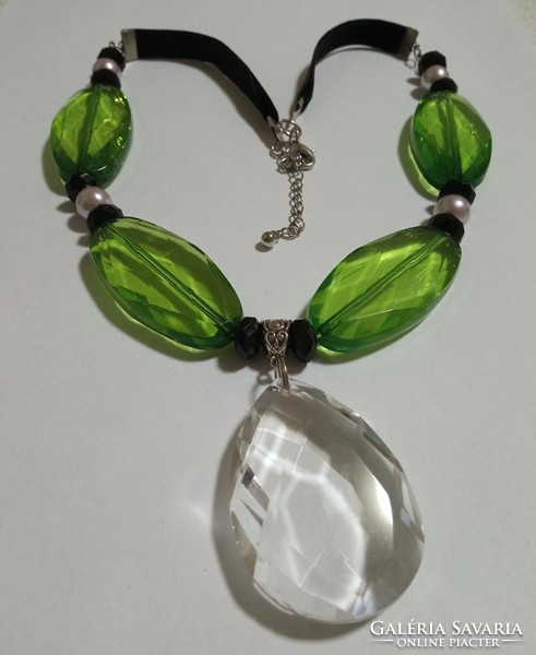 Fashion necklace - large glass pendant