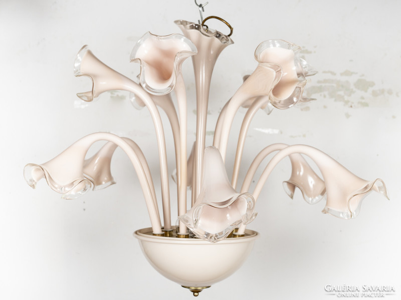 Murano glass chandelier with calla-shaped flower decorations