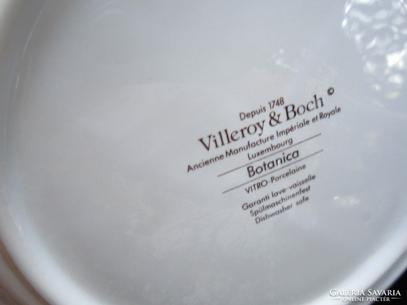 3 Villeroy and boch botanica plates
