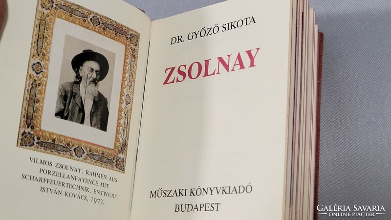 Zsolnay porcelán betétes mini könyv - német nyelvű
