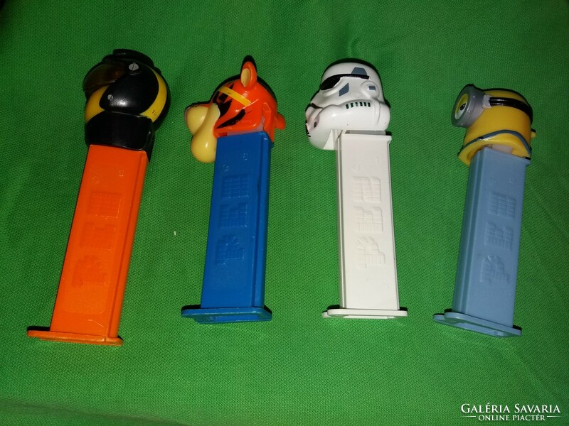 Retro pez candy figural holder dispensers wasp tiger star wars mignon 4 pcs in one according to pictures