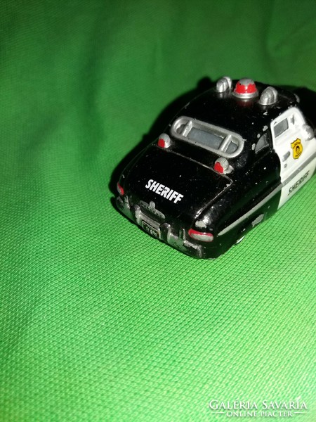 Eredeti VERDÁK DISNEY PIXAR - SHERIFF - 1:55 méret kisautó játék autó képek szerint