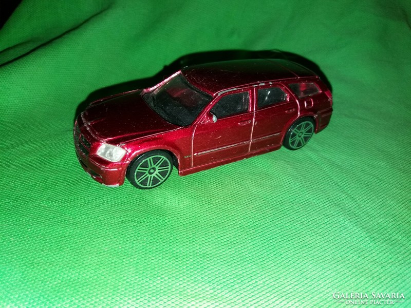 Burago dodge metal small car model toy car 1:43 size according to the pictures