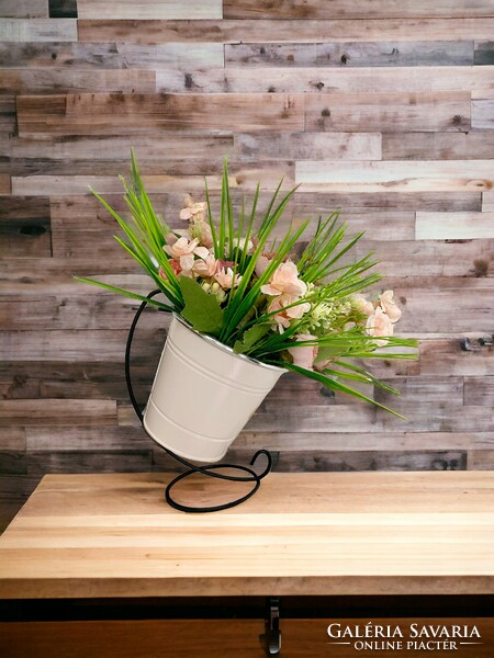 Nora flower basket - table decoration